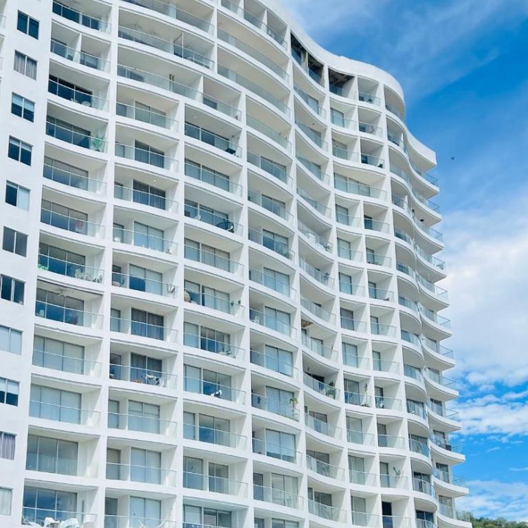 Luxurious New Oceanfront Apartment Santa Marta - One-Bedroom Apartment - 3