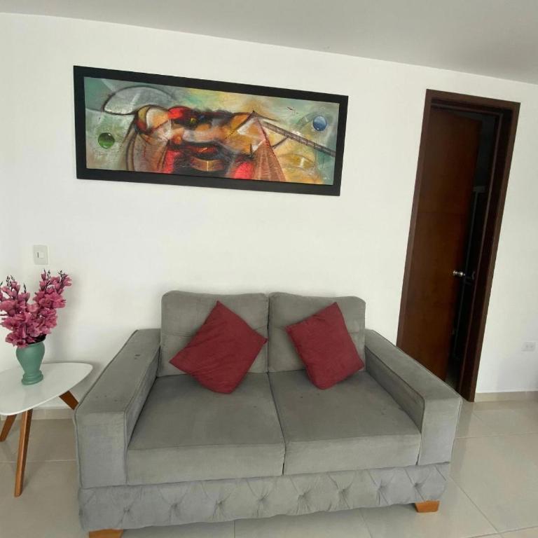 Confort y Ubicación Central - Apartamento en Bucaramanga - 2 Habitaciones - Two-Bedroom Apartment - 14
