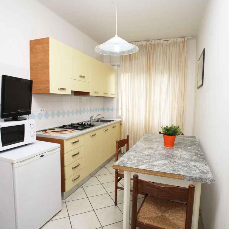 Studios near Beach in Bibione 45640 - Apartment - 3