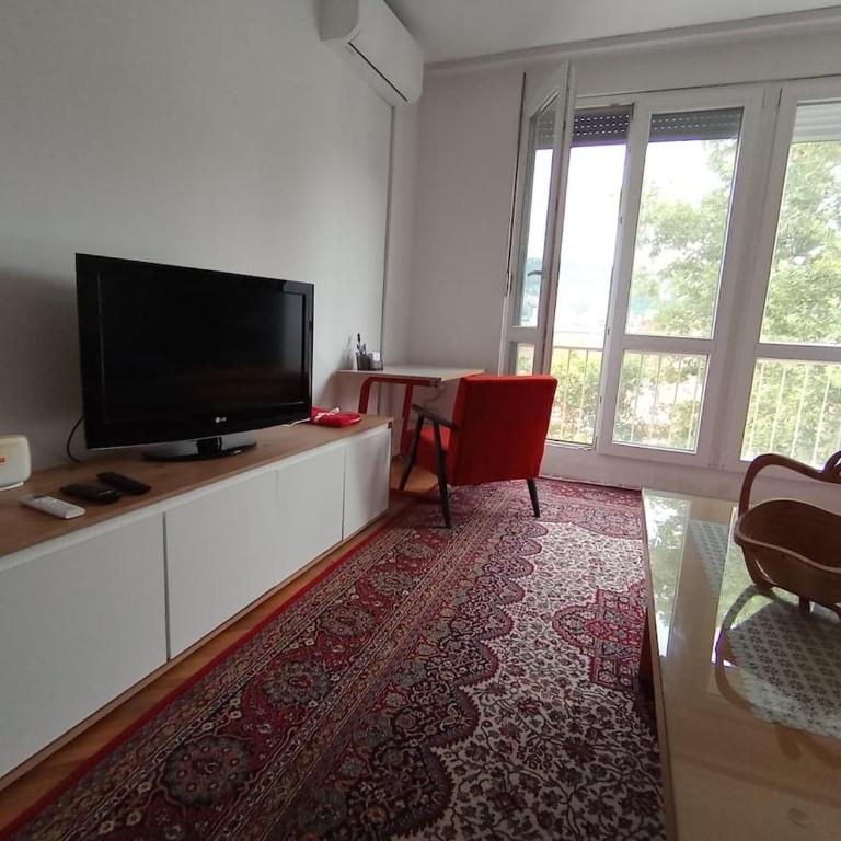 Retro aparment in the heart of Sarajevo - Apartman sa 2 Spavaće Sobe - 1
