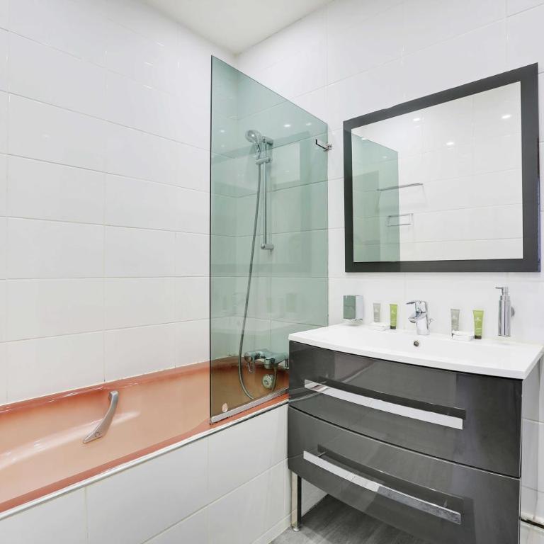 Charming apartment-1BR - 4P- Canal Saint-Martin - Appartement 1 Chambre - 5