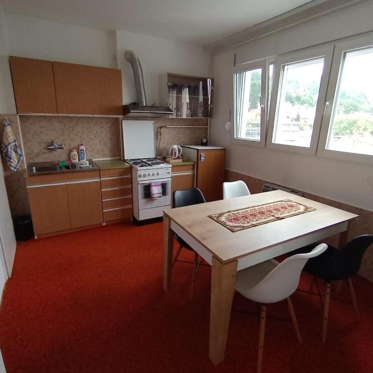 Retro aparment in the heart of Sarajevo - Apartman sa 2 Spavaće Sobe - 10