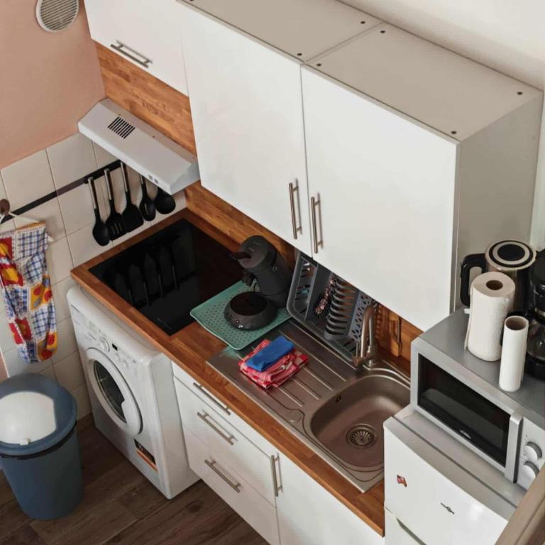 Maison 100m de la plage avec parking securise plus fibre optique internet - Casa con 2 Camere da Letto - 10