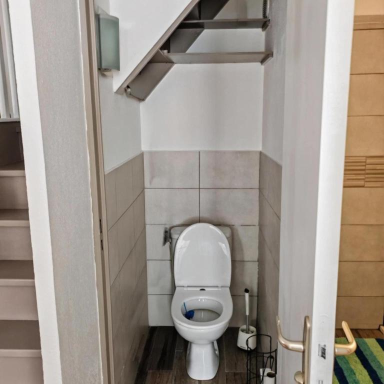 Maison 100m de la plage avec parking securise plus fibre optique internet - Casa con 2 Camere da Letto - 20