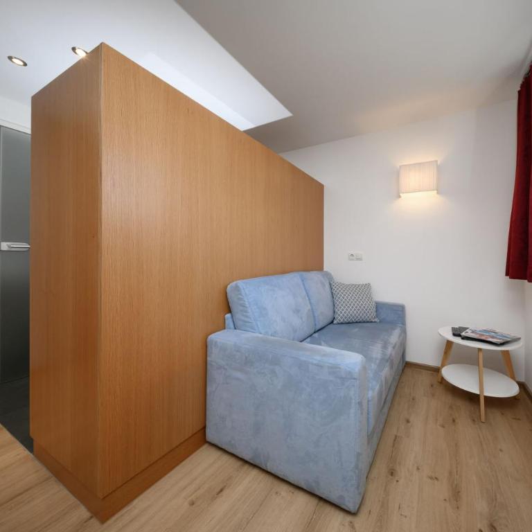 Hotel Garni Maria Theresia - Doppelzimmer - 8