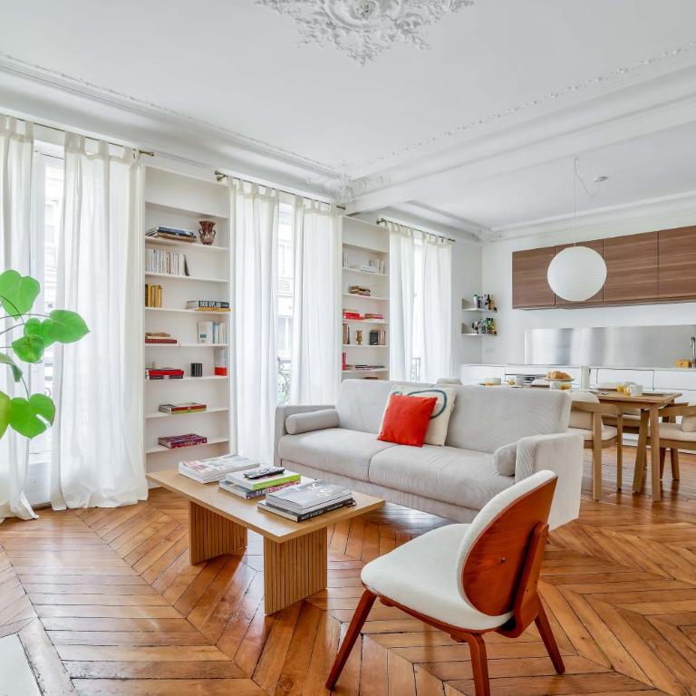 Spacious and Charming 2BR Apartment - Paris 16th - Appartement Supérieur 2 Chambres - 1