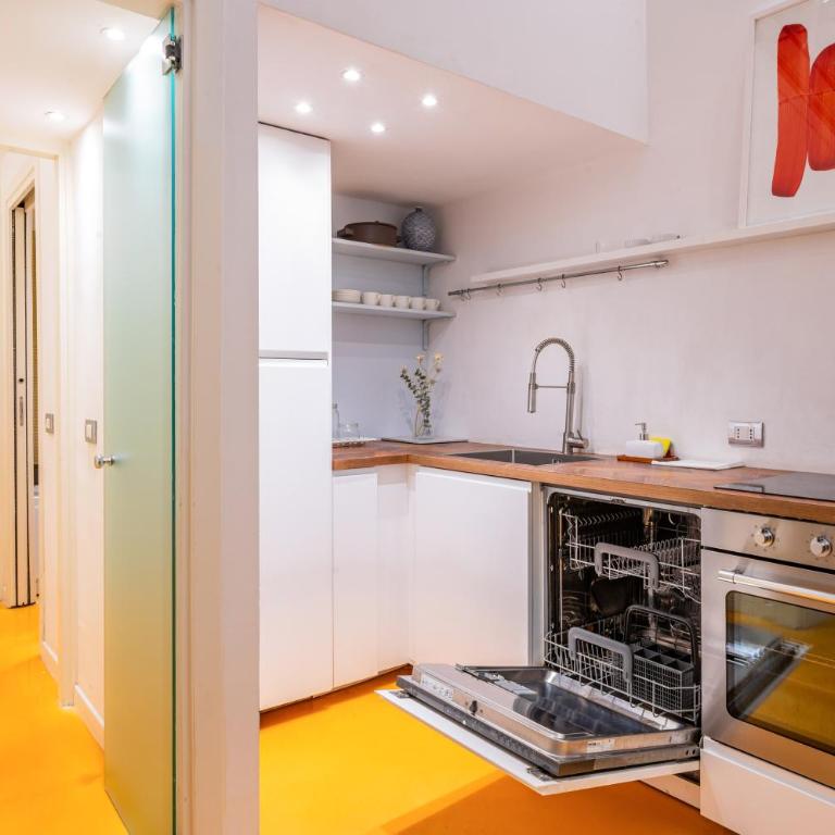 Elegant Nest - Close to Duomo - Appartamento con 2 Camere da Letto - 3