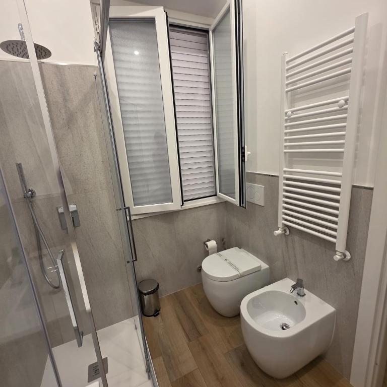 Domus Augustea Holiday Apartments - Camera Matrimoniale con Bagno Privato - 21