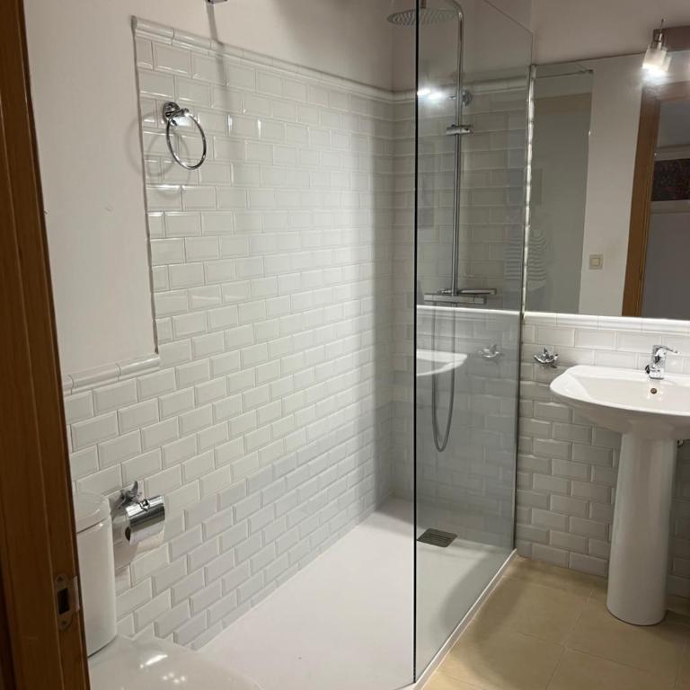 La plaza de llanes, Plaza Parres Sobrino, 6 - Two-Bedroom Deluxe Apartment - 19