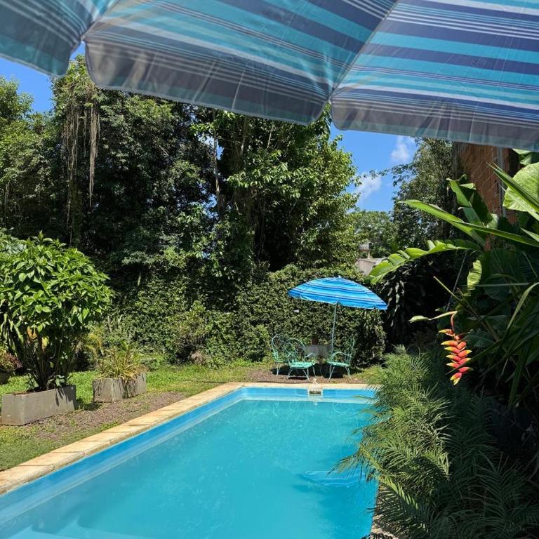 Tuchita House en Cataratas con piscina compartida parrilla, cochera - Casa de 2 dormitorios - 3