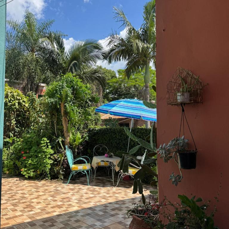 Tuchita House en Cataratas con piscina compartida parrilla, cochera - Casa de 2 dormitorios - 8