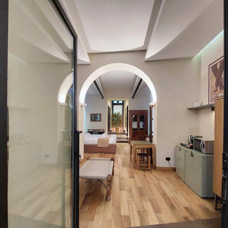 Roma Suite Loft - Large Double Room - 13