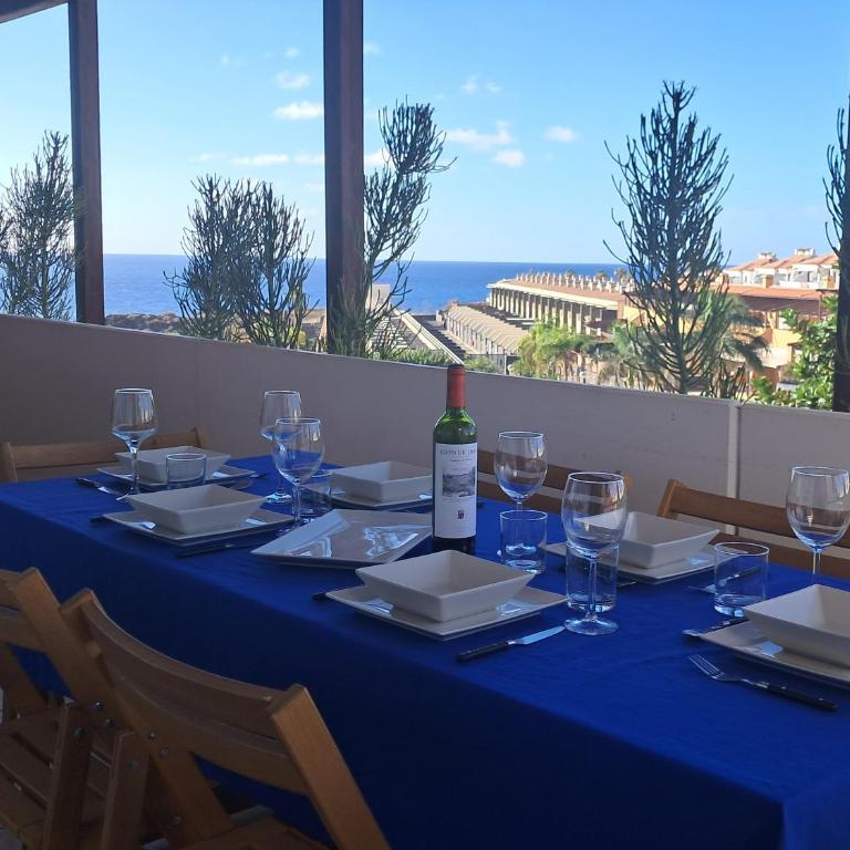 Spacious apartment with amazing view and air conditioning - by TENERIFEHINTS - Apartamento de 2 dormitorios - 2