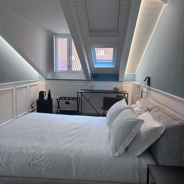 Q suites urban relais - Deluxe Double Room with Bath - 4