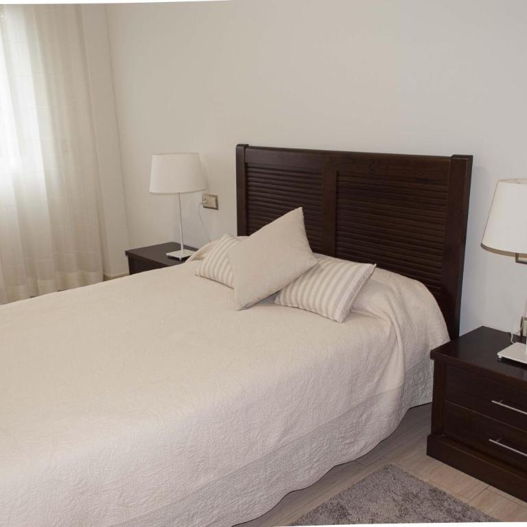 Céntrico, parking gratuito, al lado estación tren. - Apartamento - 6