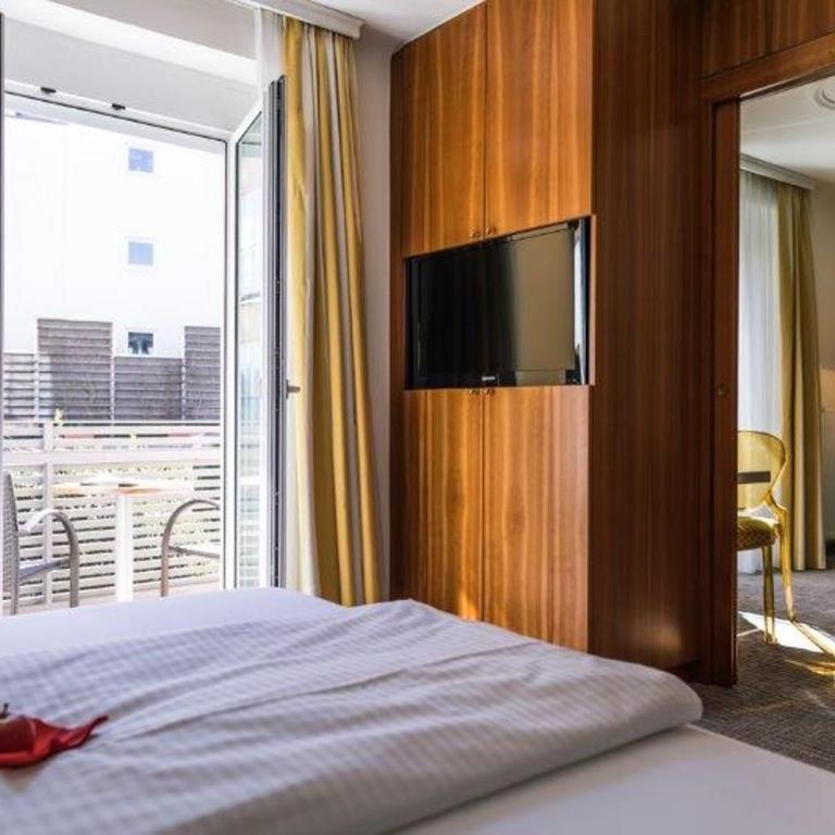 GORITSCHNIGGs Hotel - Junior Suite mit Balkon - 5