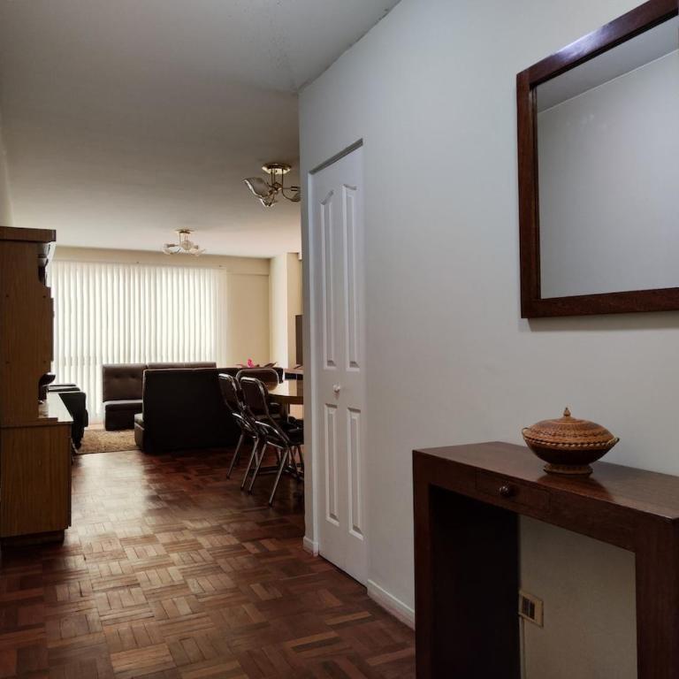 Departamento céntrico - Three-Bedroom Apartment - 7