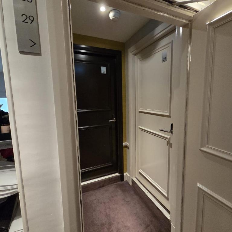 Hôtel Duo - Deux chambres côte à côte de 16 m2 chacune - 1
