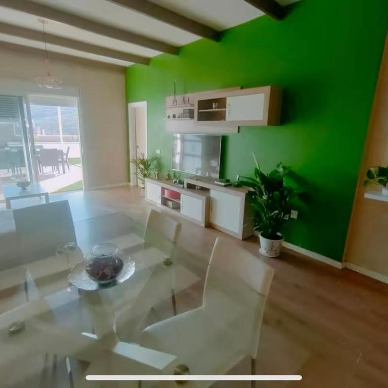 Apartamento con Vistas al mar y jacuzzi privado - Apartamento de 3 dormitorios - 9