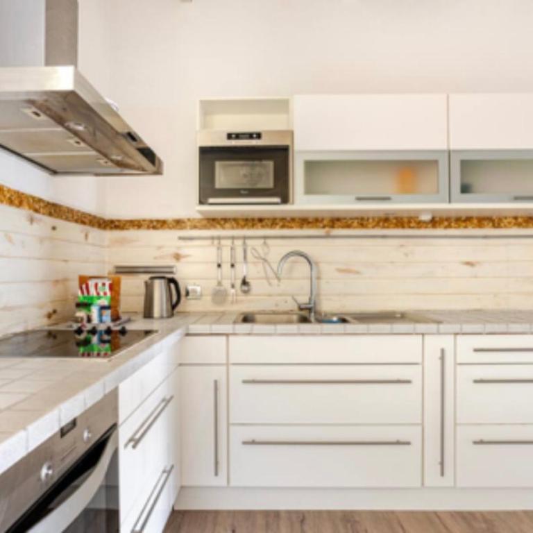 Apartamento con Vistas al mar y jacuzzi privado - Apartamento de 3 dormitorios - 8