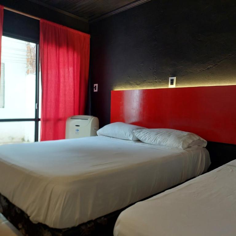 El Gran Gomero Hostal & Motoposada - Habitación Triple Básica con baño compartido - 3