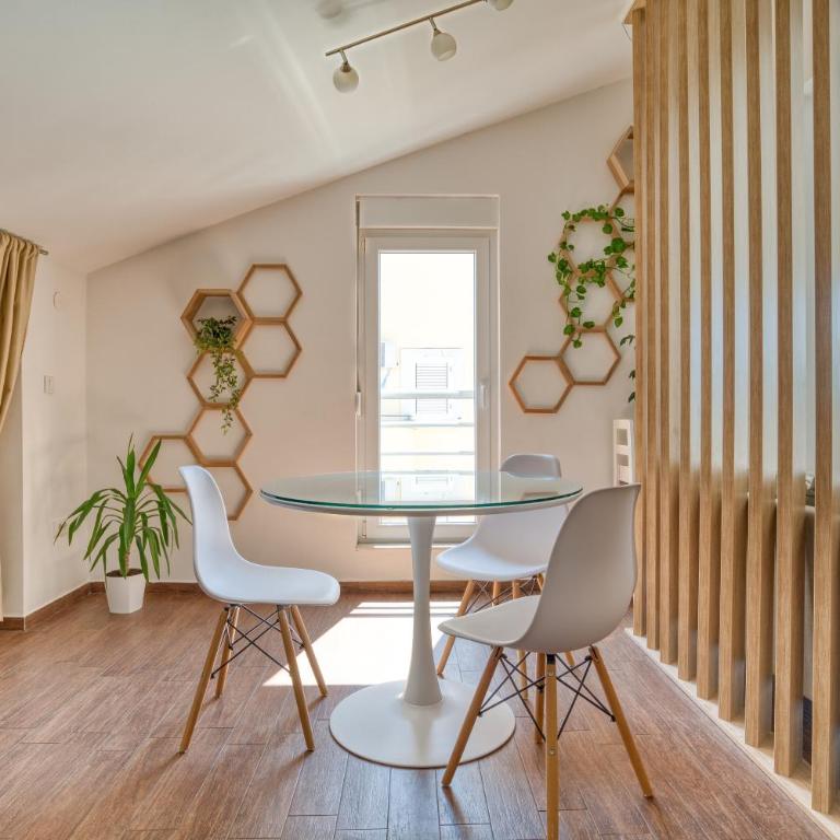 Cozy rooftop apartment with the city view - Studio Apartman - 7