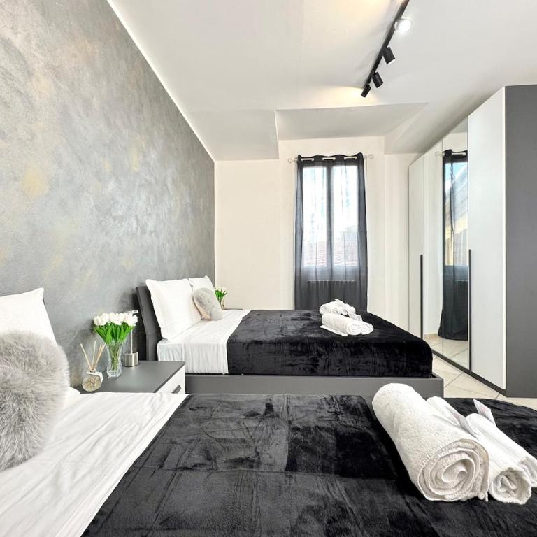Evelyne HOME - centro storico a due passi - - Three-Bedroom Apartment - 13