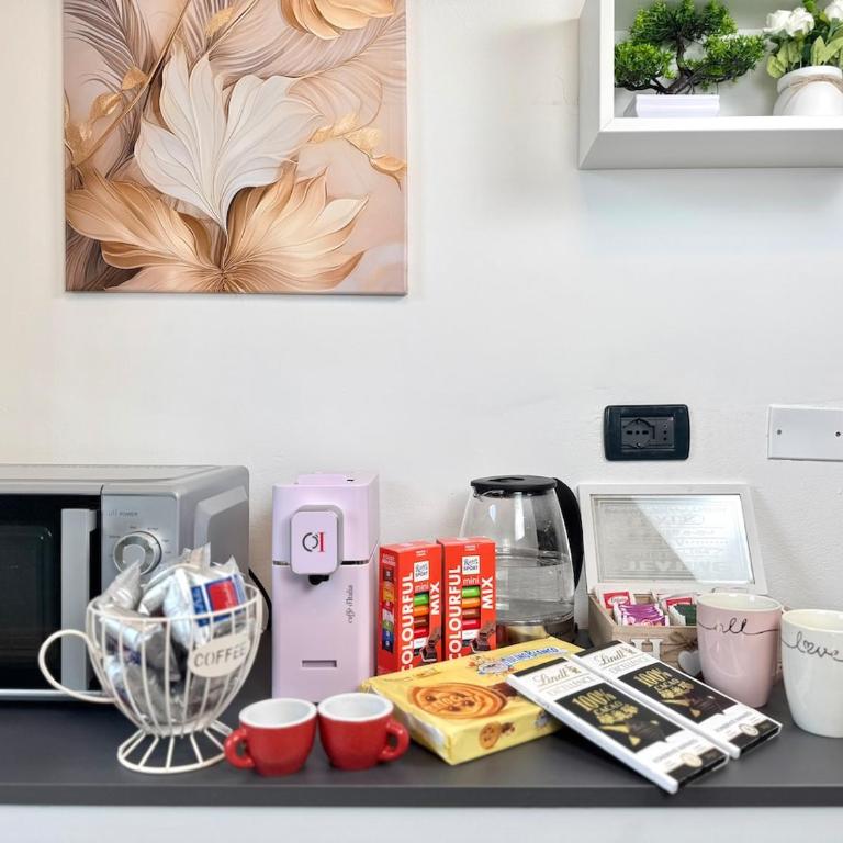 Evelyne HOME - centro storico a due passi - - Three-Bedroom Apartment - 31