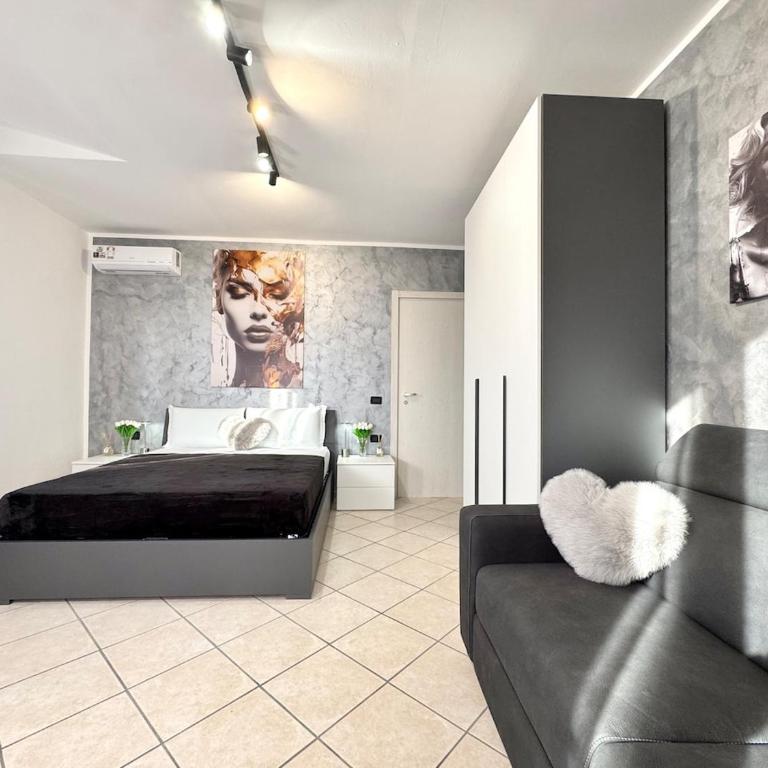 Evelyne HOME - centro storico a due passi - - Three-Bedroom Apartment - 4