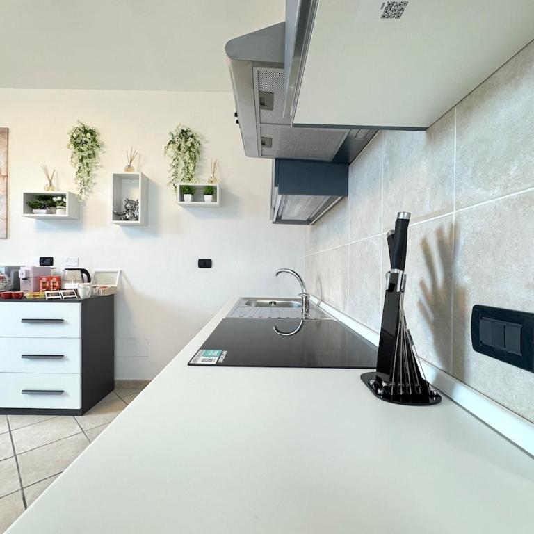 Evelyne HOME - centro storico a due passi - - Three-Bedroom Apartment - 27