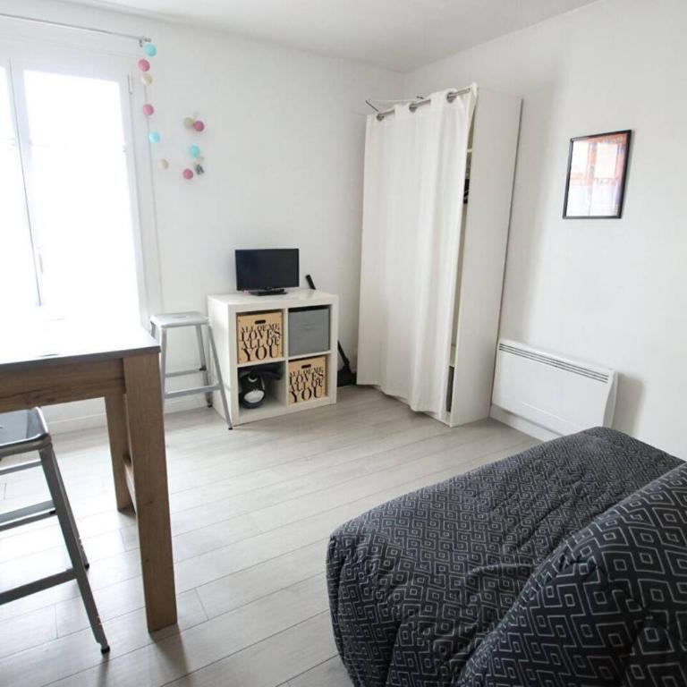 Joli studio à 3 min de la plage - rénové en avril 2025 - Appartamento con 1 Camera da Letto - 11