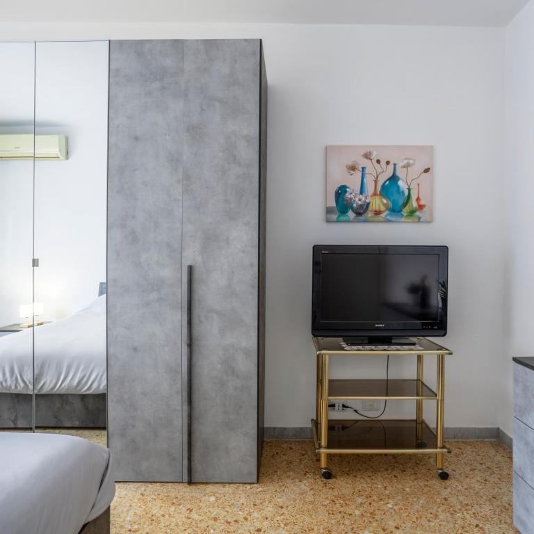 Guest Host - Stylish Apartment near Trastevere! - Appartamento con 1 Camera da Letto - 19