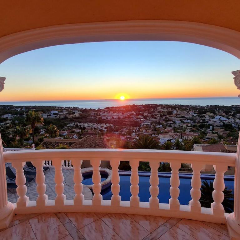 Villa with fantastic sea view pool 23x12 Jacuzzi - Villa - 11