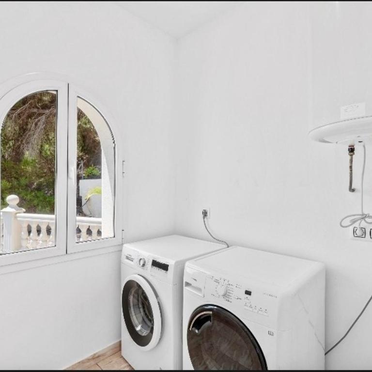 Villa with fantastic sea view pool 23x12 Jacuzzi - Villa - 42