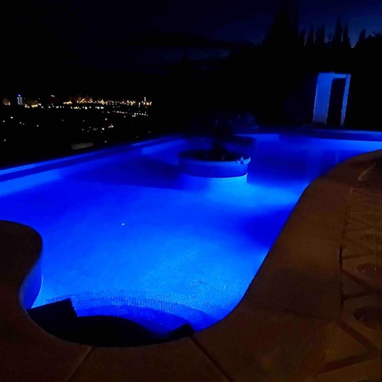 Villa with fantastic sea view pool 23x12 Jacuzzi - Villa - 17