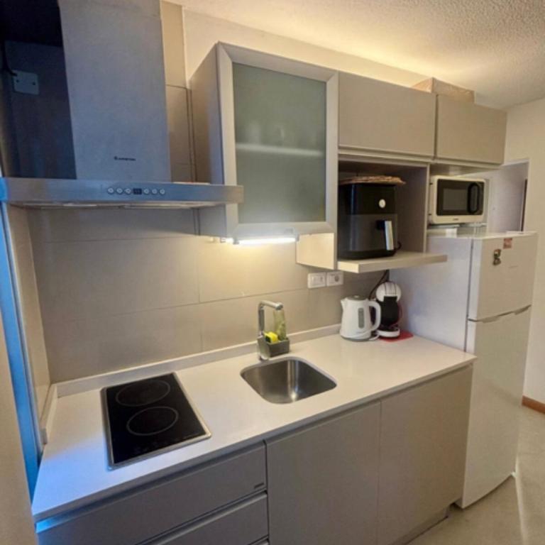 Acogedor estudio en excelente ubicación - One-Bedroom Apartment - 8