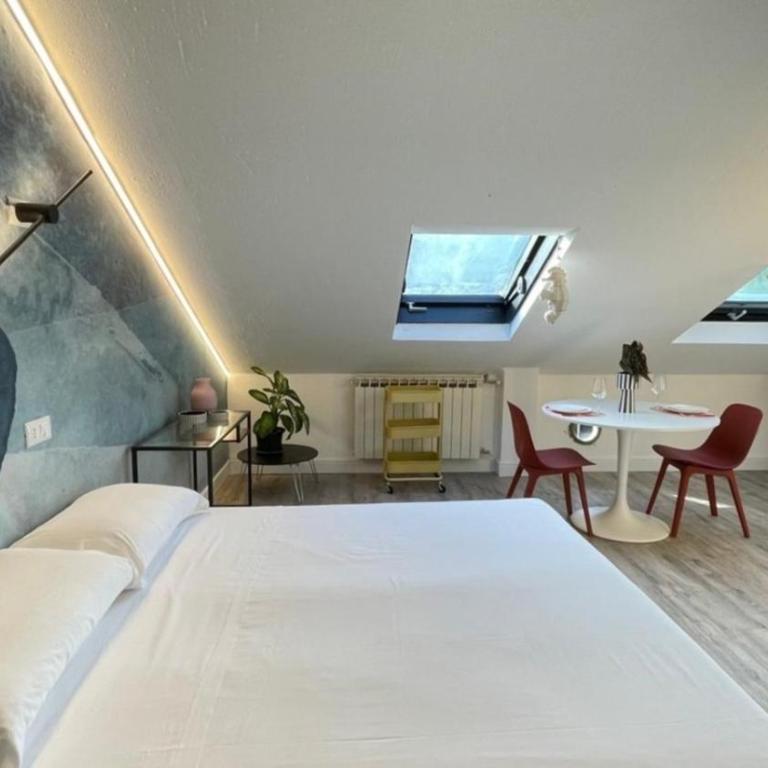 JOIVY Elegant Top-Floor Studio Apartment in Rapallo - Monolocale - 1