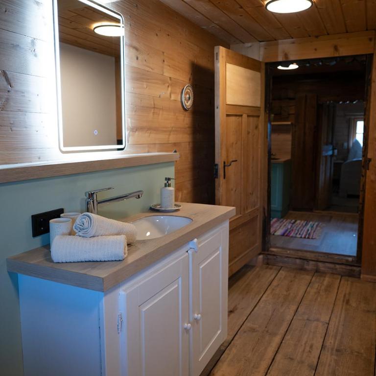Yogahof Kitzbühel - Boutique Alpine Hideaway - Appartamento con Vista e Balcone - 46