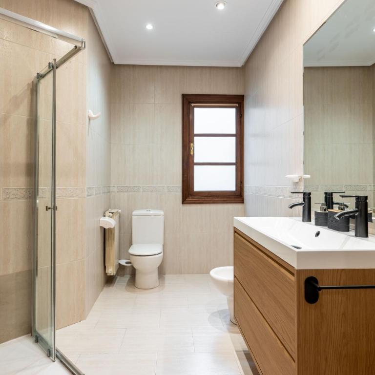 Brightline Penthouse by San Sebastian Stays - Apartamento de 3 dormitorios - 11