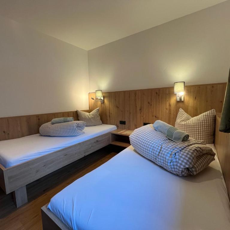 Pittlanderhof - Two-Bedroom Apartment 2 - 3