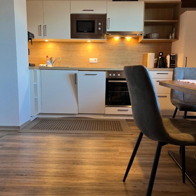 Pittlanderhof - Two-Bedroom Apartment 4 - 5