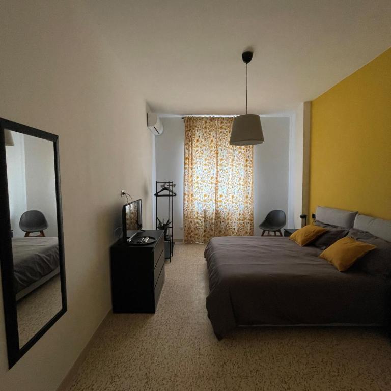 La casa tra i monumenti - Appartamento con 2 Camere da Letto e Balcone - 9