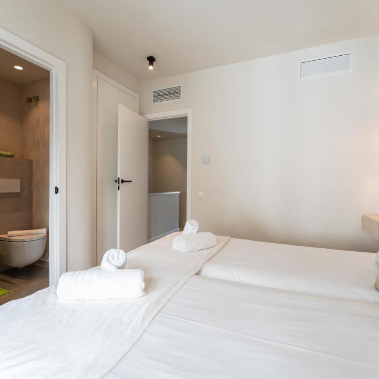 MalagaSuite Duplex Marbella with Parking - Apartamento de 2 dormitorios con terraza - 23