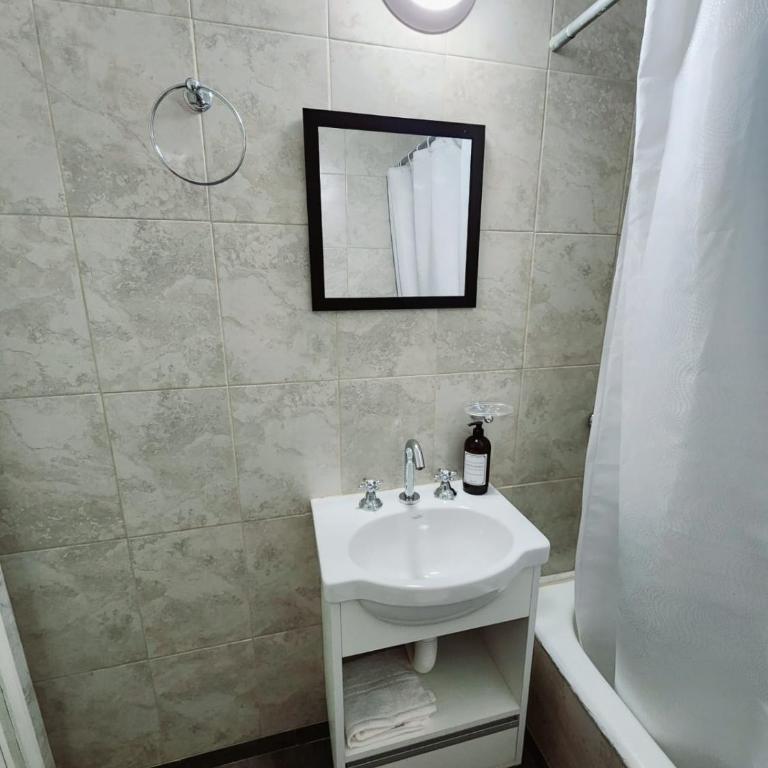 Monoambiente y sala de estar con garage - Apartamento de 1 dormitorio - 6