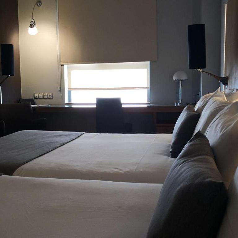 Evenia Rossello - Double or Twin Room - 10