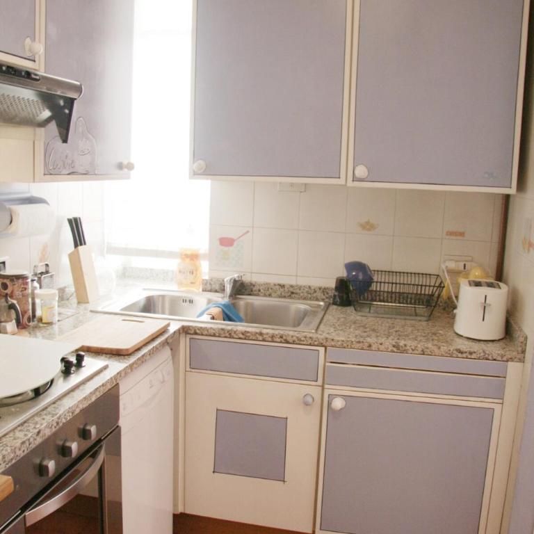 Cozy & Colorful! METRO, fiber, elevator - Apartamento de 1 dormitorio - 10