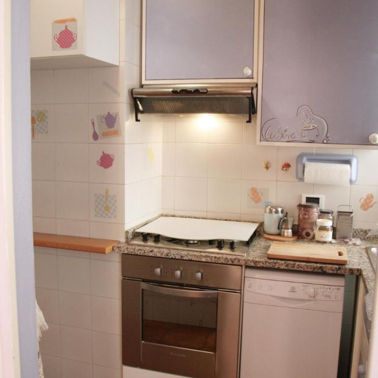 Cozy & Colorful! METRO, fiber, elevator - Apartamento de 1 dormitorio - 15