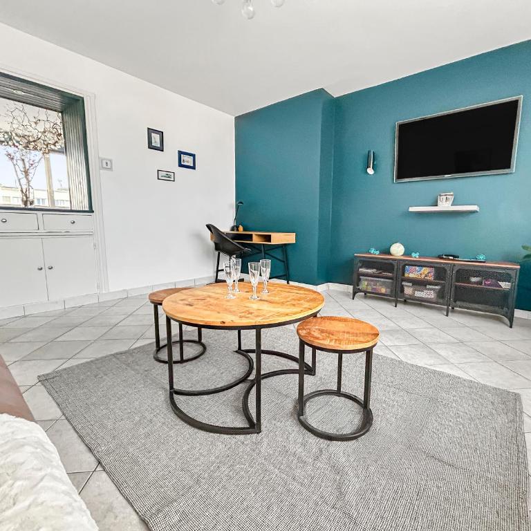 Vue panoramique sur la plage, grand T2 - One-Bedroom Apartment with Sea View - 6