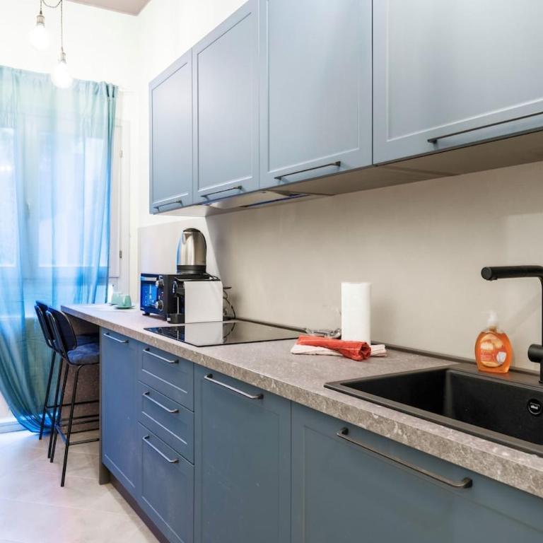 HOST4U - Tresanda Studio in Brescia City Center - Monolocale Deluxe - 11