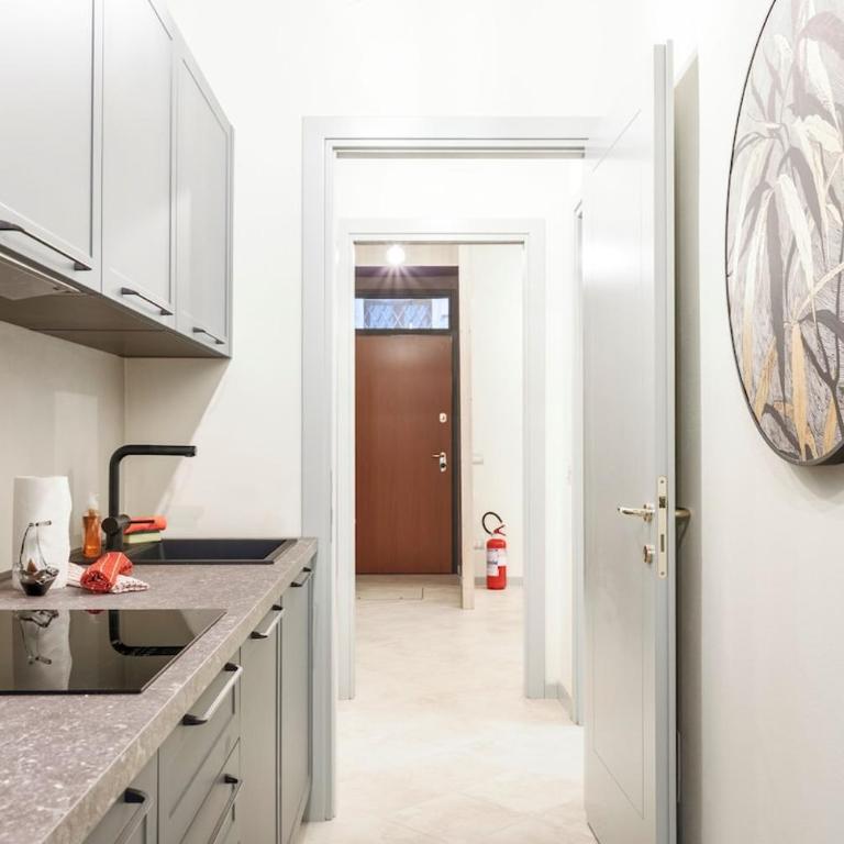 HOST4U - Tresanda Studio in Brescia City Center - Monolocale Deluxe - 5